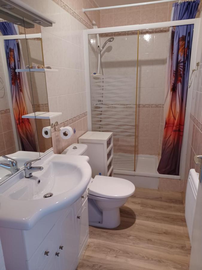 Face A La Mer Apartment Port-la-Nouvelle Luaran gambar